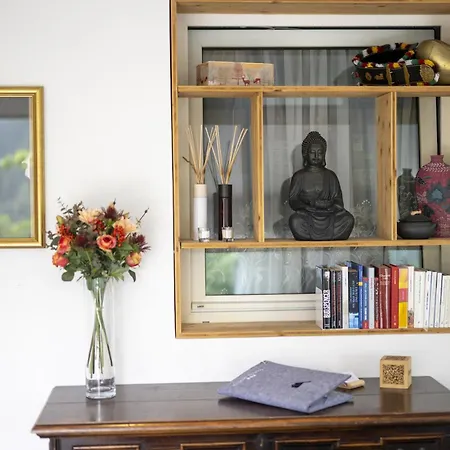 Chasa Emerita Moderne 3,5-zimmer Terrassenwohnung Mit Panoramablick