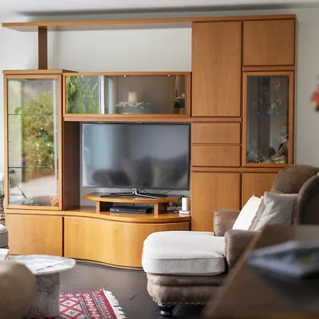 Chasa Emerita Moderne 3,5-zimmer Terrassenwohnung Mit Panoramablick Scuol