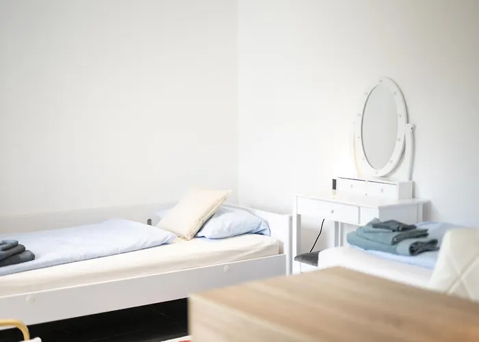 Chasa Emerita Moderne 3,5-zimmer Terrassenwohnung Mit Panoramablick