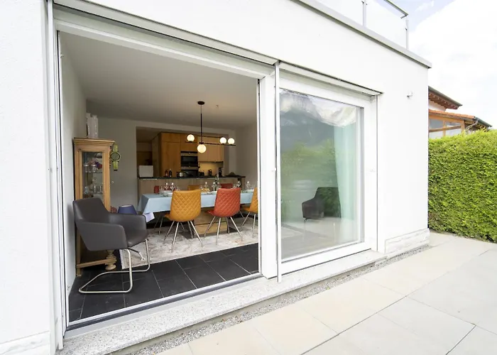 Apartment Chasa Emerita Moderne 3,5-zimmer Terrassenwohnung Mit Panoramablick