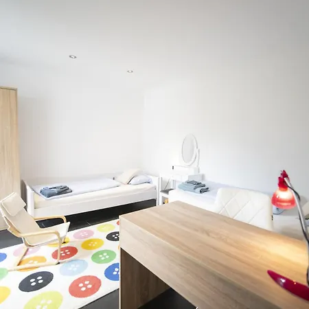 Lägenhet Chasa Emerita Moderne 3,5-zimmer Terrassenwohnung Mit Panoramablick Scuol