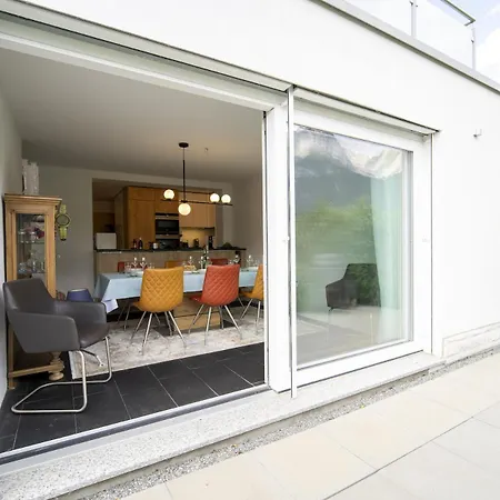 Lägenhet Chasa Emerita Moderne 3,5-zimmer Terrassenwohnung Mit Panoramablick