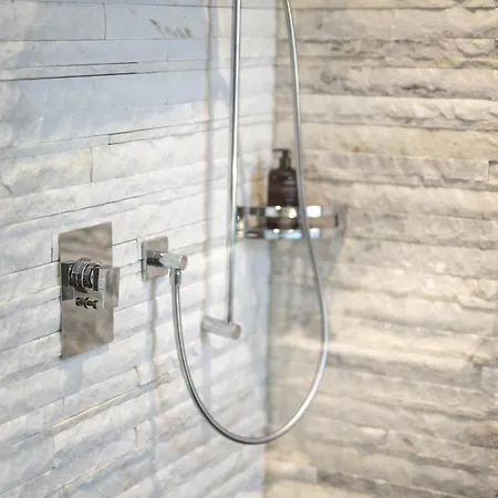 Chasa Emerita Moderne 3,5-zimmer Terrassenwohnung Mit Panoramablick